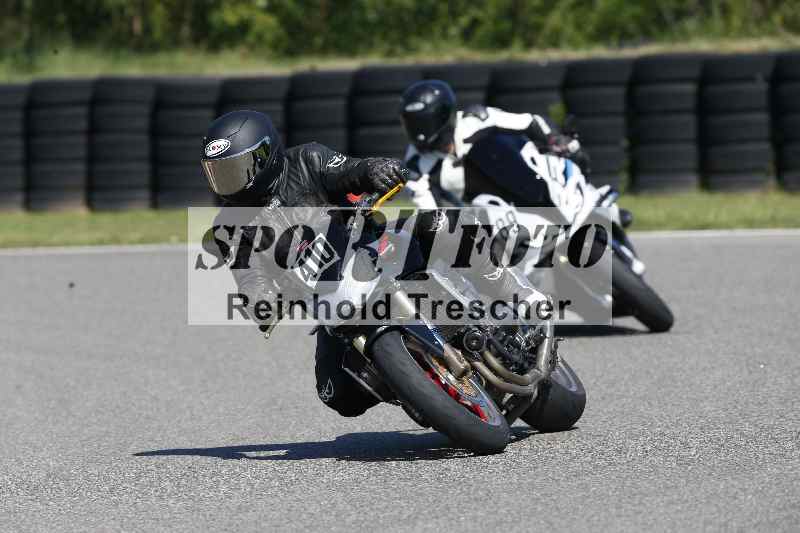 /43 08.08.2025 Discover the Bike ADR/Race 3 rot/89